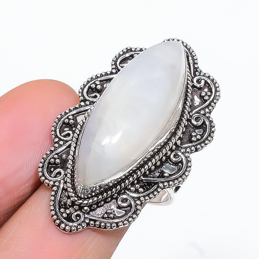 

Кольцо из стерлингового серебра 925 пробы с натуральным радужным лунным камнем ручной работы, размер 7 T2H82