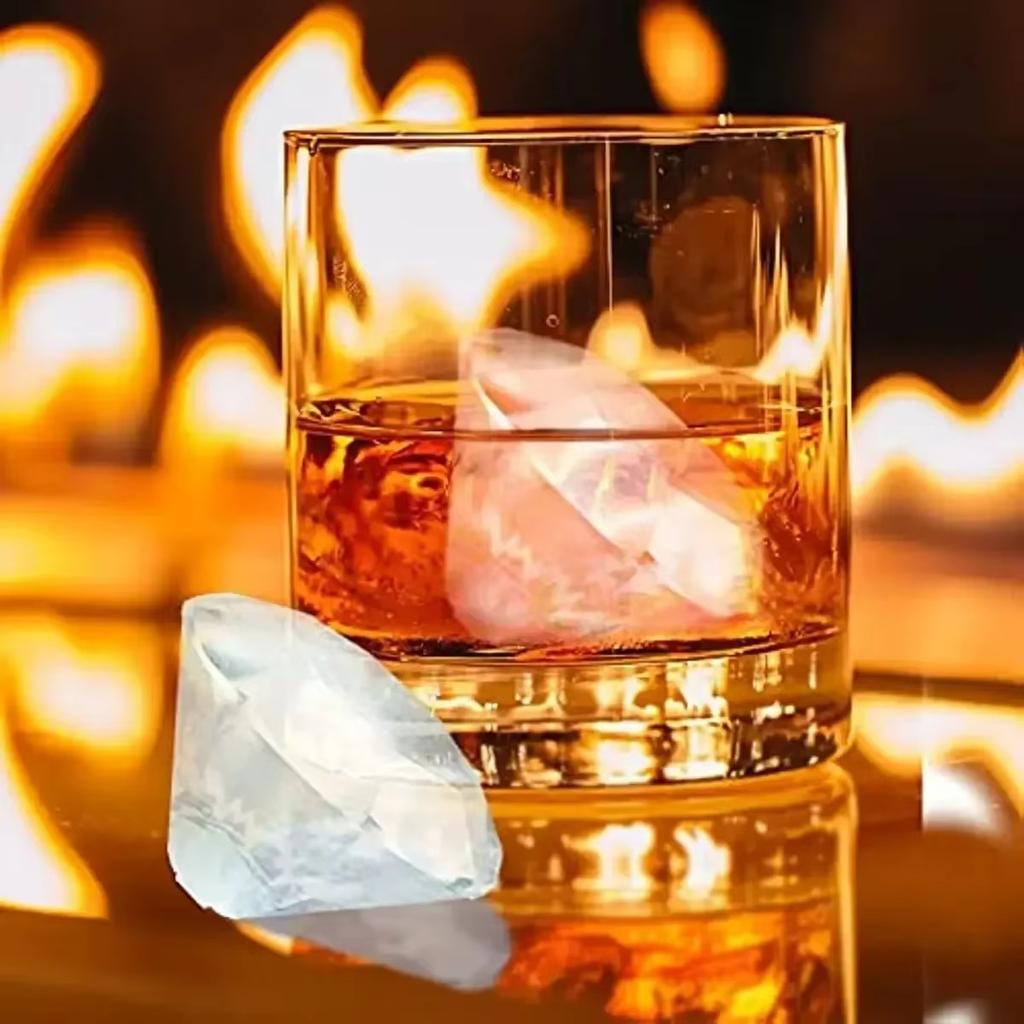 Tray Easy To Take Out Suitable for Whiskey Party Supplies Silicone 3D Balls Skull Diamond Shaped Ice Mold Reusable Ice Cube Mold