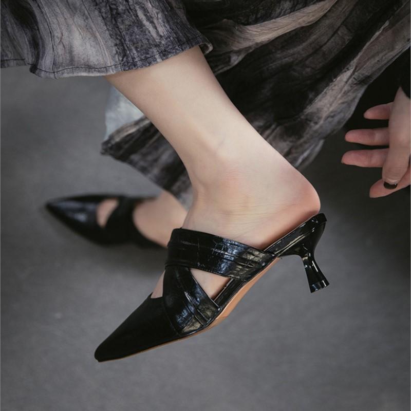 Johnature Temperament Spitse Neus Dunne Hak Slippers Echt Leer Modieus Veelzijdige Dames Slip-on Schoenen