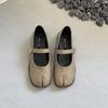 Fashion SUOJIALUN Spring New Brand Women Flat Shoes Fashion Split Toe Laofer Shoes Soft Flat Heel Ladies Casual Outdoor Mary Jane Shoes