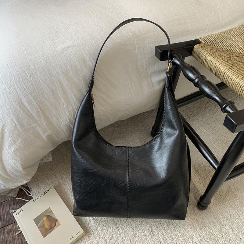 IELGY Ladies Tote Bag Retro Underarm Large Capacity Bag
