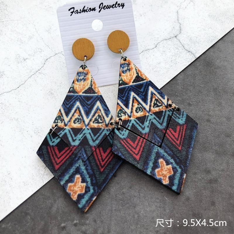 Bohemian Wood Earrings Women's Personality Exaggerated Print Flower Stud Earrings Vacation Versatile Temperament Earrings
