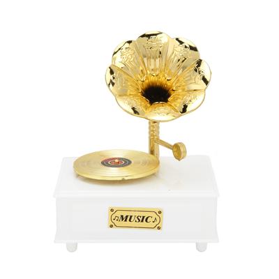 Phonograph Form Spieluhr Klassischer Retro-Stil Goldene Trompetenhorn Burg im Himmel Mini-Spieluhr