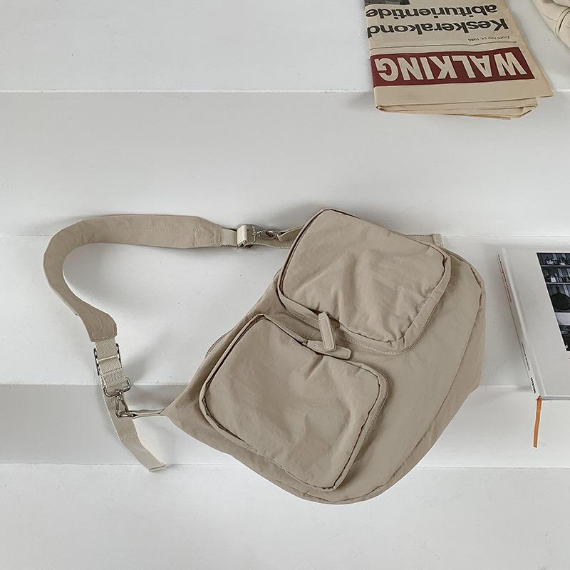 

Легкая сумка-мессенджер из нейлона, нишевый дизайн, однотонная, универсальная, для поездок на работу, модная, большой вместимости, на плечо, женская хаки