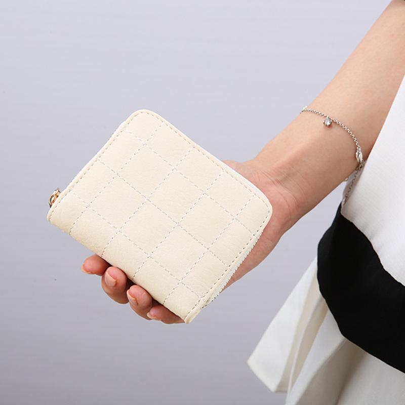 

Spot Mini Versatile Fashion Wallet - Women s Short Zipper Coin Purse with Cute Embroidery брудно-білий