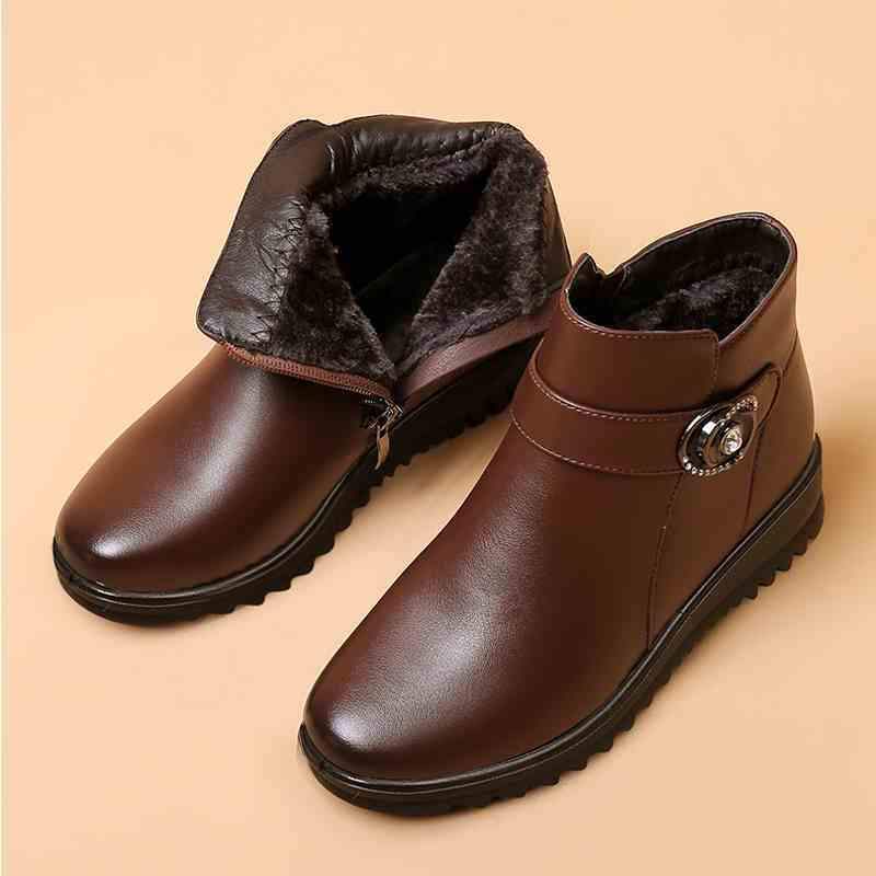 

Mom winter flat-bottomed velvet short boots non-slip warm cotton shoes elderly boots leather shoes middle-aged and elderly soft-soled women s shoes co 42