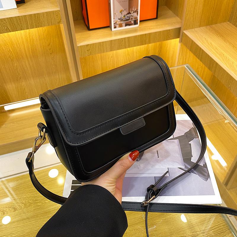 Bag Women's New Trendy Fashion Contrasting Color Single Shoulder Underarm Small Square Bag Texture Retro Oblique Span Bag