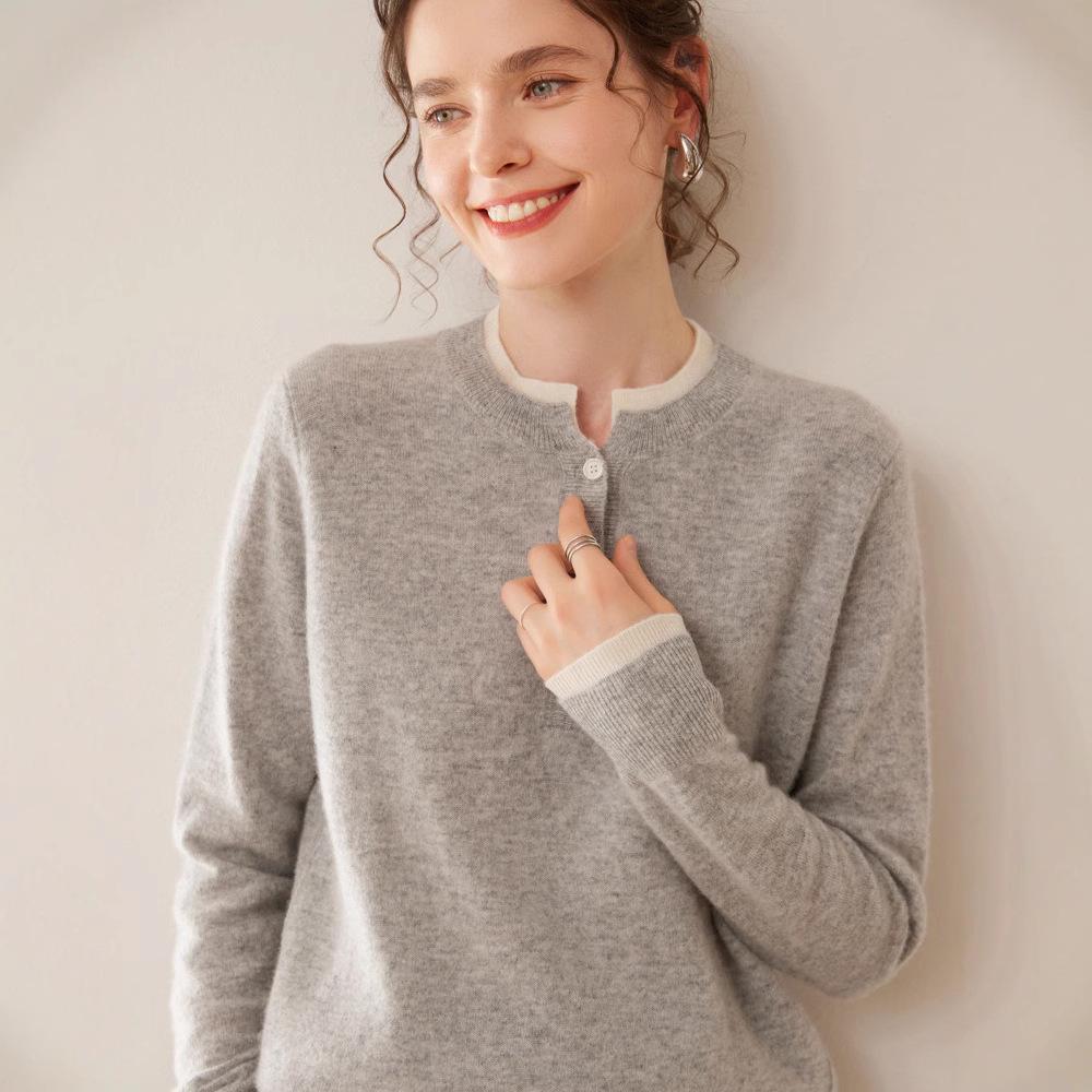 Women's Color Block Cashmere Sweater - Round Neck, Buttoned, Loose Fit, Long Sleeve Contrasting Knit for Autumn/Winter.