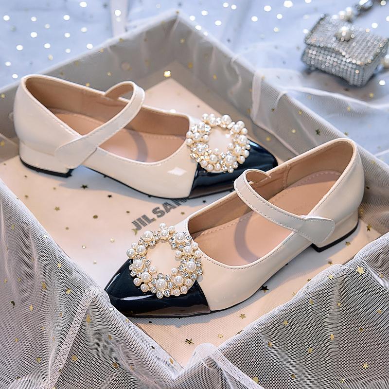 2025 New Princess Shoes French Pearl Round Buckle Velcro Girls Single Shoes Foreign Style Flat Bottom Princess Small Leather Shoes Women
