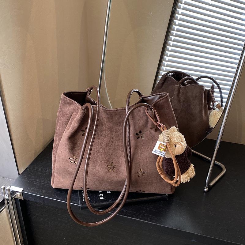 Suede Bag Women's 2025 New High-end Retro Underarm Bag Commuter Tote Bag Large-capacity Shoulder Bag