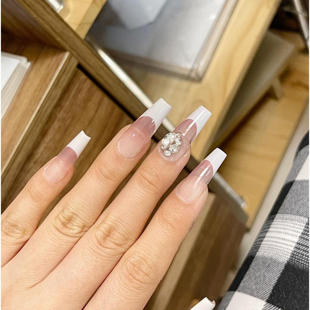 Artificial Nail French blush gradient diamond Phototherapy Nails Fake Nails Reusable and Removable Nails