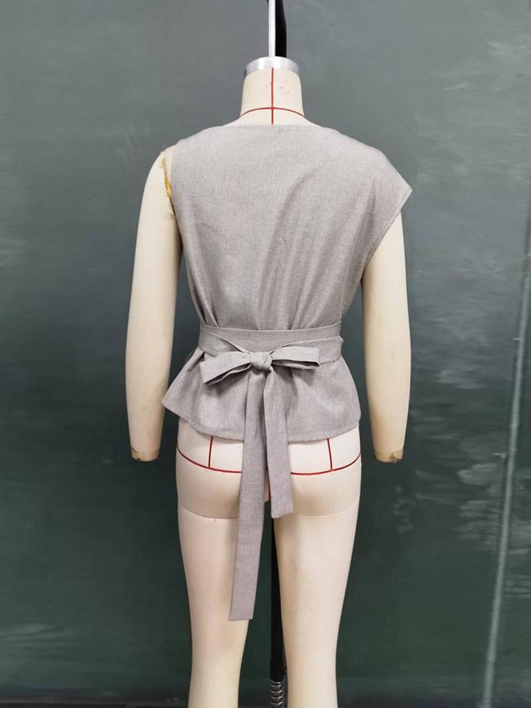 Women's Sleeveless Waist-Gathering Polyester Blouse