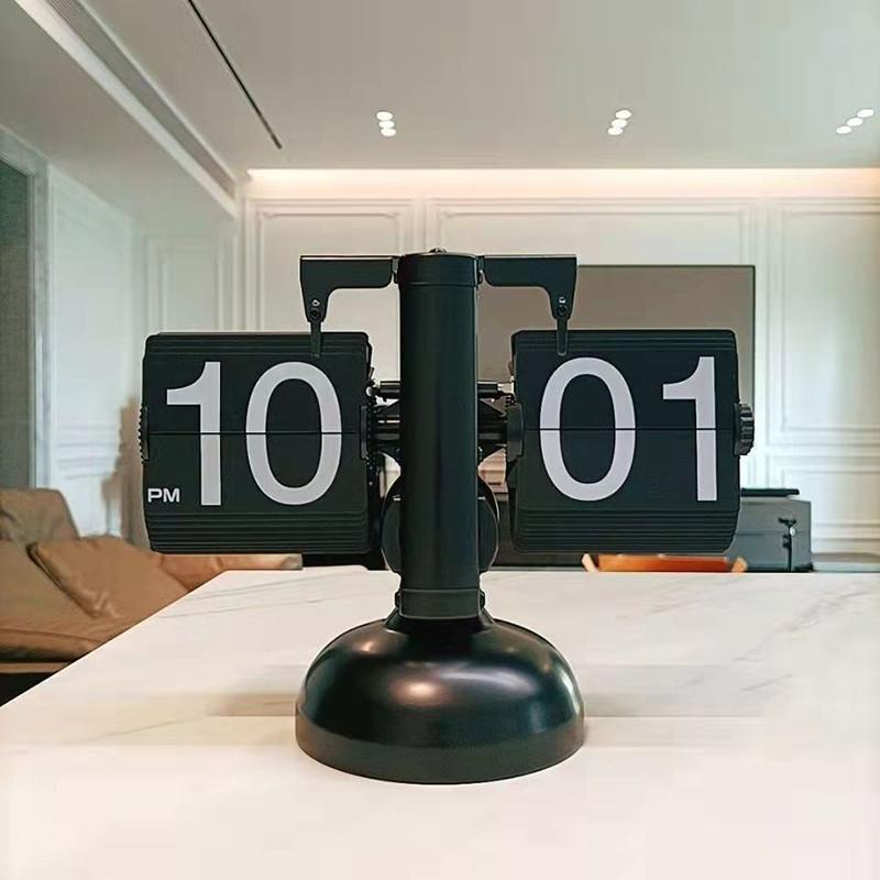 European Style Living Room Desktop Clock Crafts A Flipping Clock With Page Turning Automatically For Modern Home Decoration
