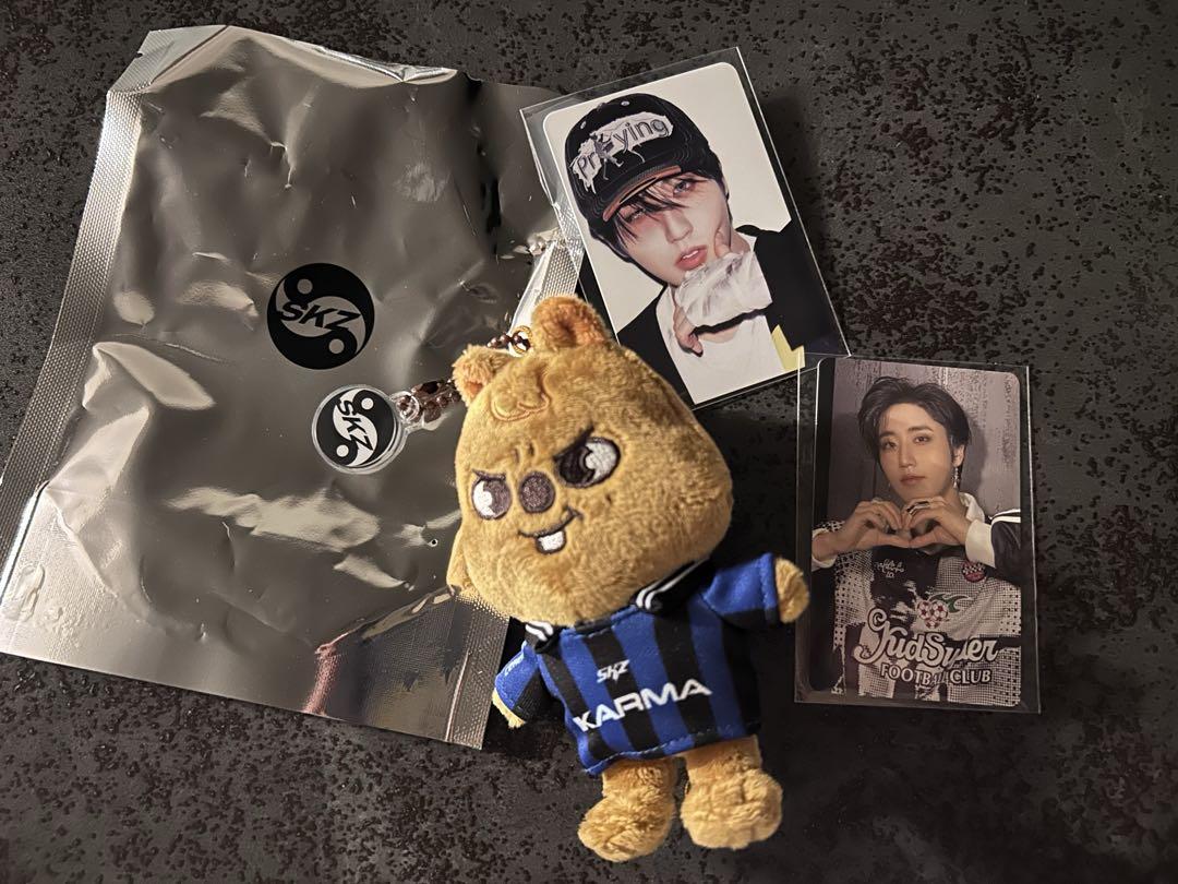

[USED] Stray Kids KARMA skzoo Han Keychain Han Quocca Trading Card Set
