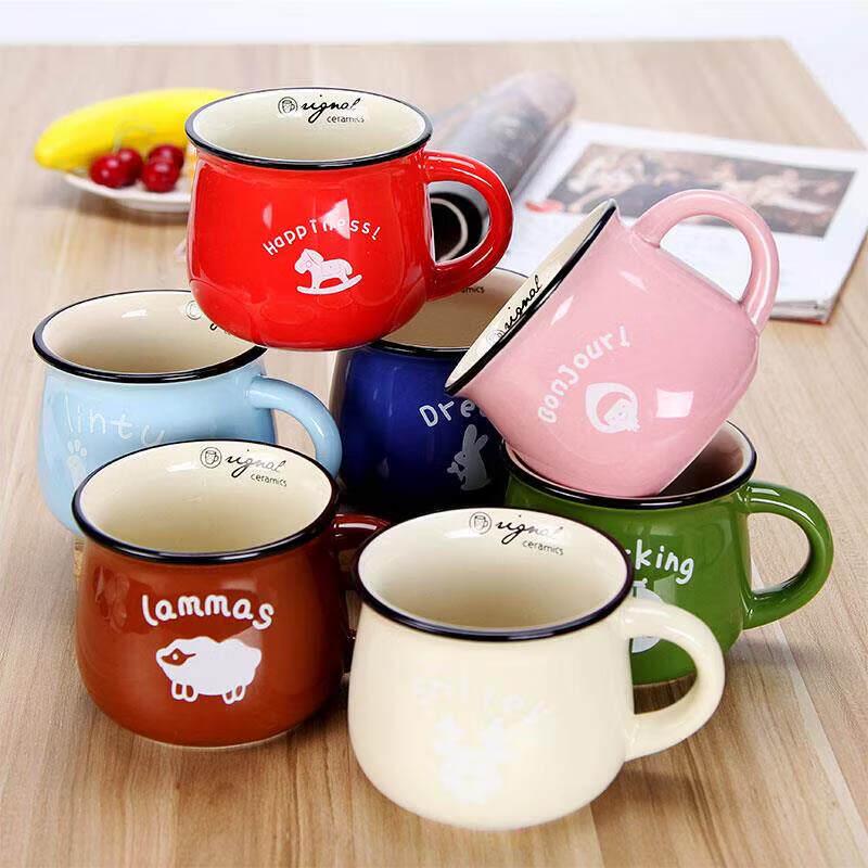 

Vintage Ceramic Belly Mug Set