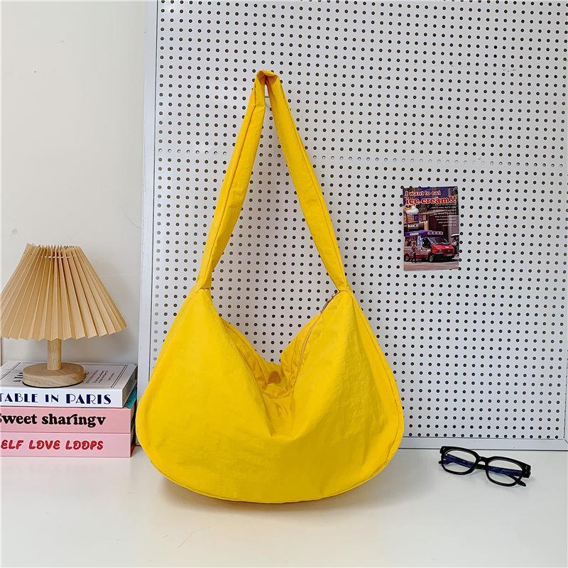 

Женская сумка кроссбоди, японская простая сумка-пельмень большой вместимости, легкая сумка на плечо в ленивом стиле, сумка для занятий для студентки, однотонная жёлтый