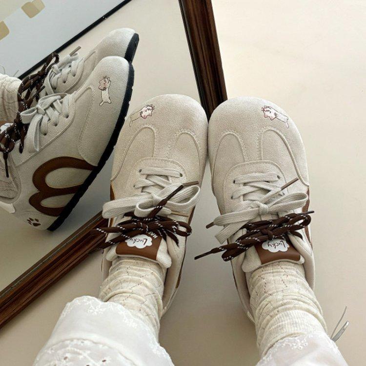 Korean version ins red German training shoes women's autumn 2025 new sports shoes niche retro versatile casual board shoes