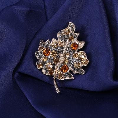 Classic Deluxe Rhinestone Leaf Brooch Ladies Plant Collection Jewelry Pin Wedding Party Brooch