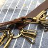 1 Pcs High Grade Man Women Leather Bronze Buckle Keyring Keychain Cowhide Vintage Creative Gift Phone Rope Lanyard