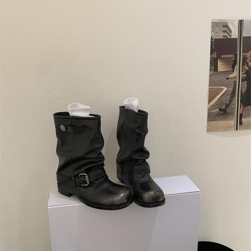 

Retro style square head pleated polished thick heel piled boots women s new belt buckle sleeve cigarette boots in autumn and winter 2025 39 чёрный