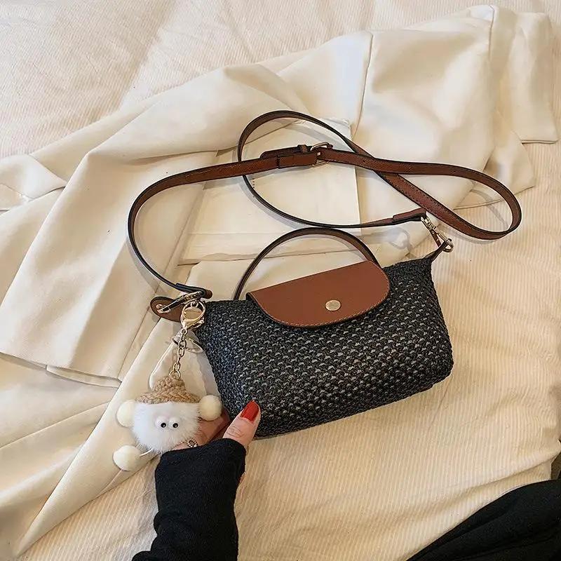 Damen Teigtaschen Tasche Einfarbig Nylon Einfach mit Anhänger Klein Quadratisch Französische Modemarke Mädchen Schräg über der Schulter Tasche