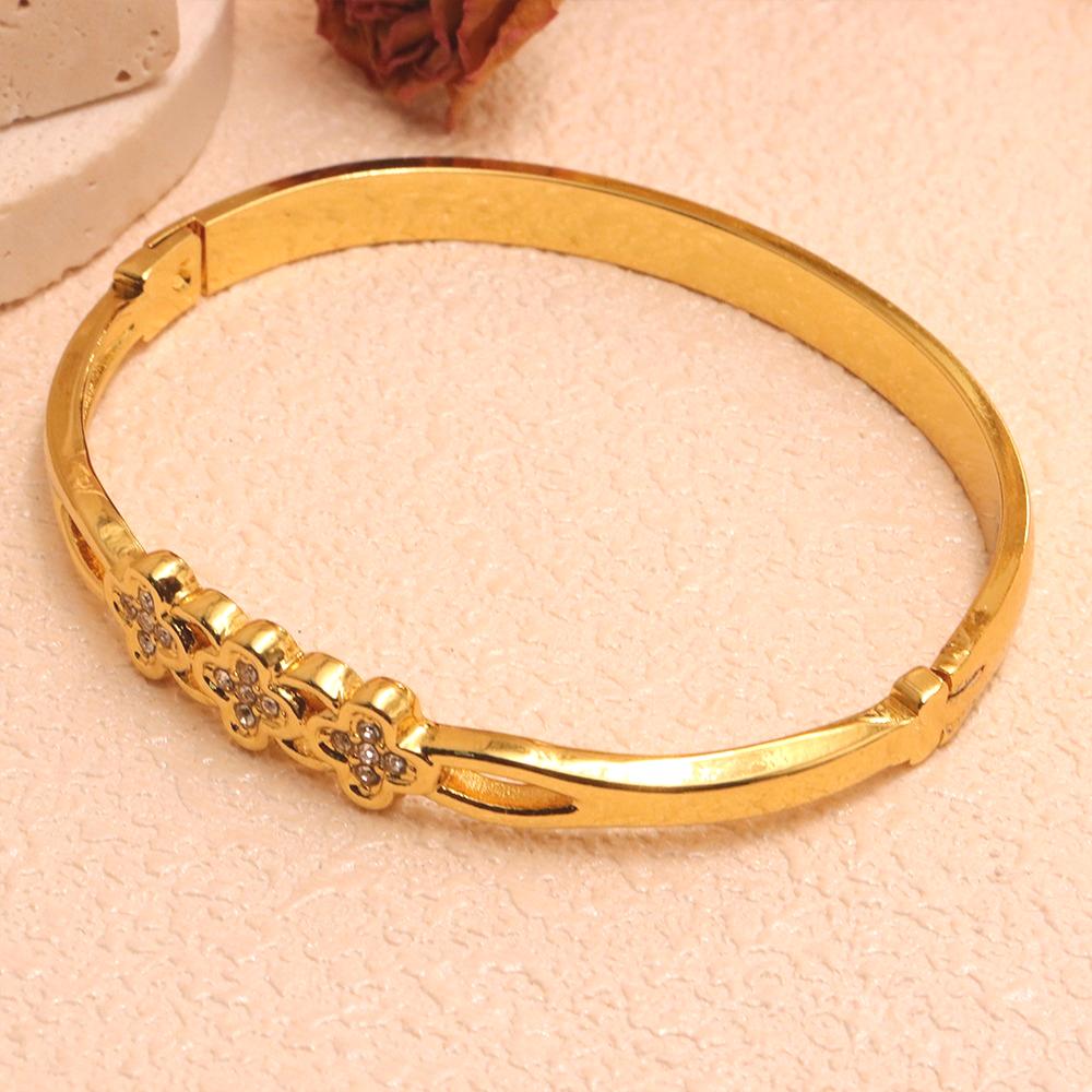 Elegant Gold Plated Stainless Steel Bangle Openwork Zircon Flower Design High-Quality Women's Fashion Bracelet