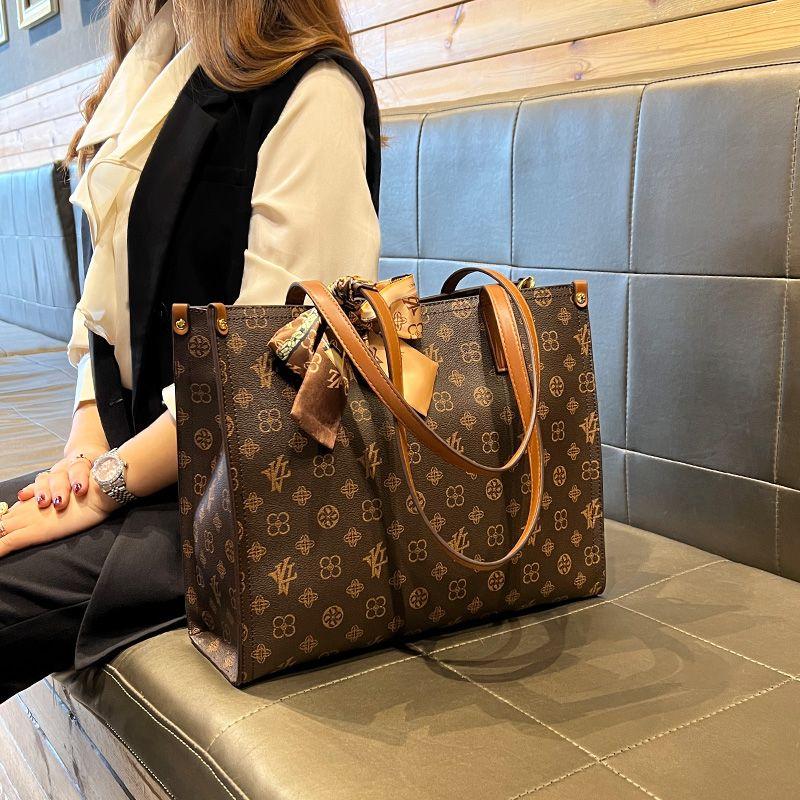 

Women s Bag 2024 New Arrival Leather Casual Handbag Brown