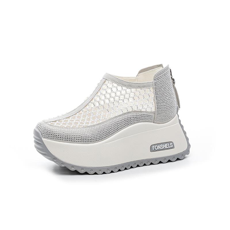 Hollow Women's Sandals 2025 Xia Xin Round Head Special Mesh Breathable Casual Fashion Explosion Thick Sole Heightening Dad Shoes