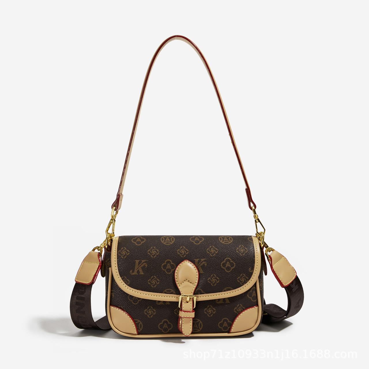 

Baguette printed shoulder bag 2025 new women s premium underarm retro versatile fashion messenger bag simple small bag