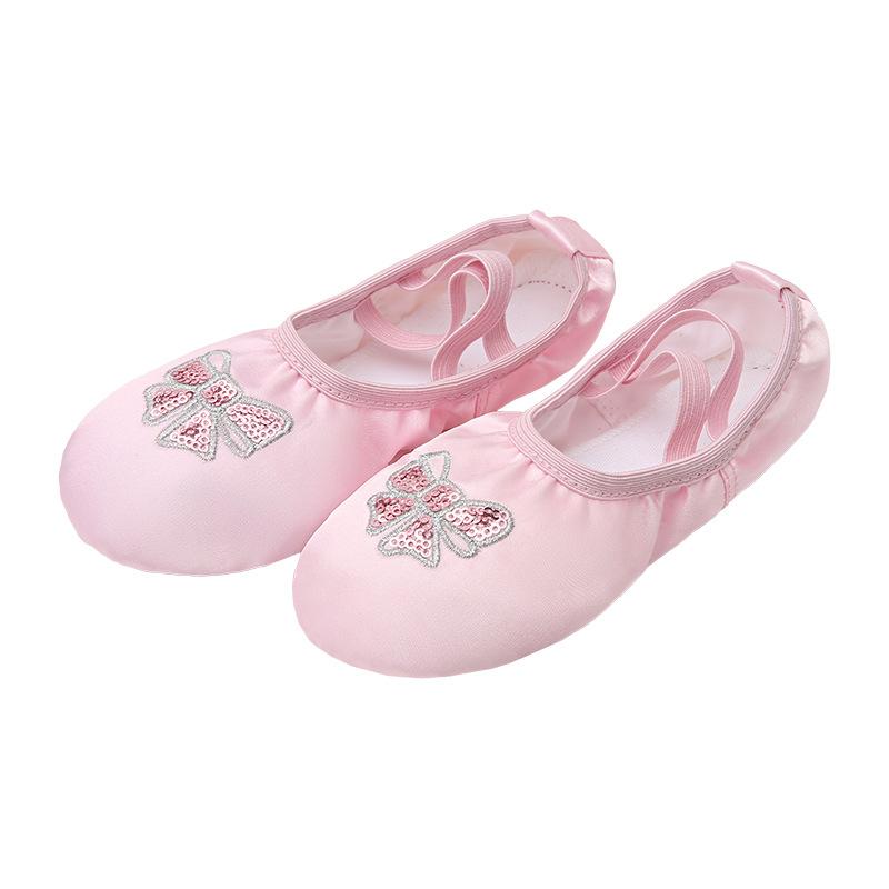 Children's Dance Shoes Girls Soft Sole Practice Shoes Kindergarten Stage Performance Shoes Baby Ballet Dancing Shoes Cat Claw Shoes