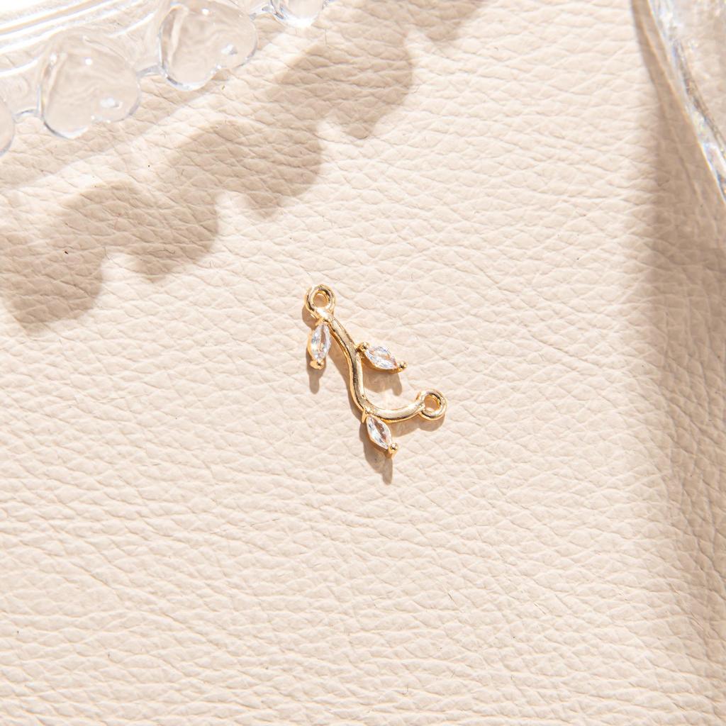 Sterling Silver Snowflake Zirconia Stud Earrings