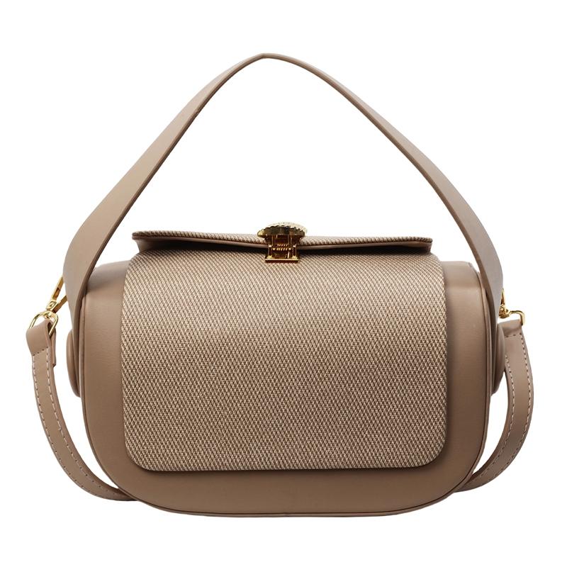 Minimalistische Modische Exquisite Damen-Schultertasche mit Schulterriemen-Design Vielseitig für Pendeln und Zusammenkünfte