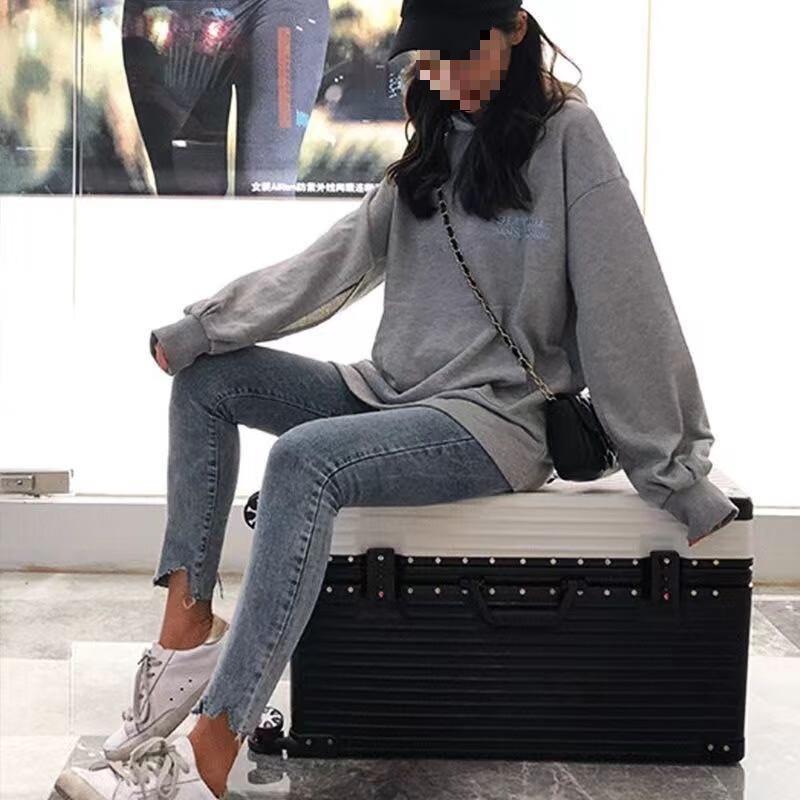 OLOMM Large Capacity Universal Wheel Trolley Luggage 28 inch