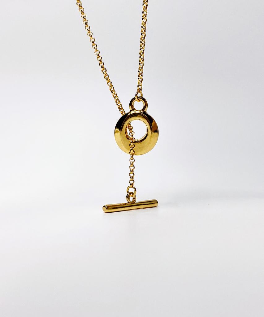 Kudos Signature Toggle Bar Mini Necklace