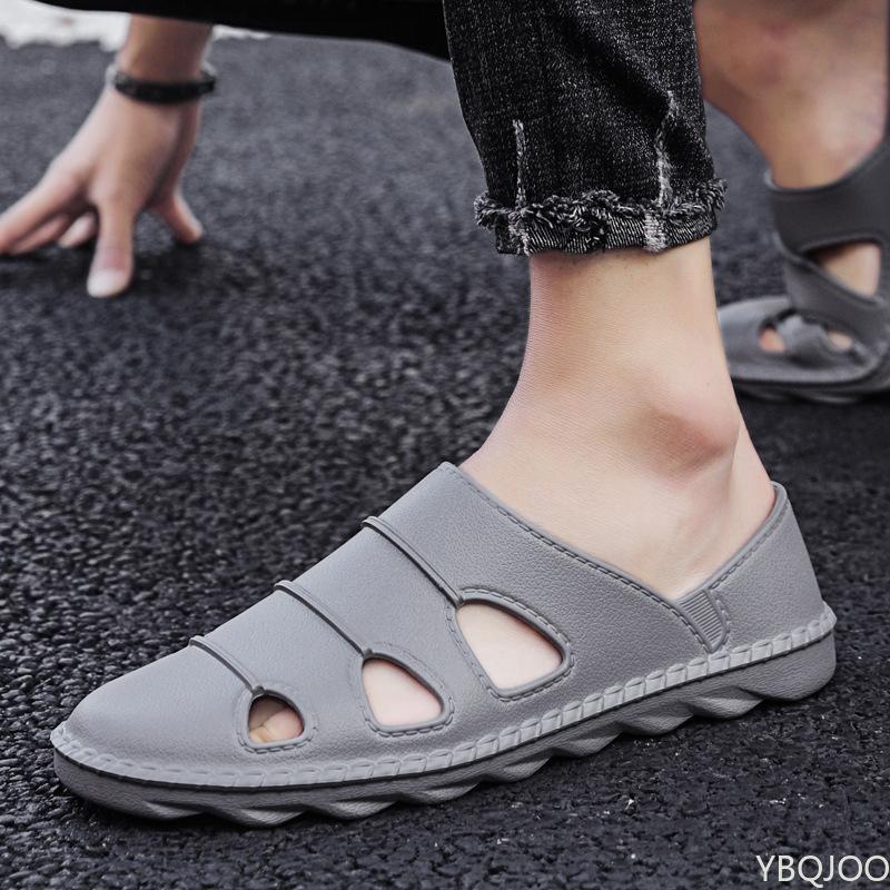 Men's Sandals Light Slip-on Jelly Shoes Slippers Men Breathable Non-Slip Beach Soft Bottom Closed Toe Shoes Water Footwear Flats