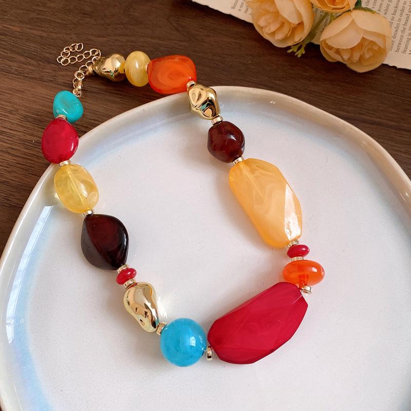 Elegant Summer Acrylic Beaded Necklace: Fashionable Round Clavicle Chain Jewelry