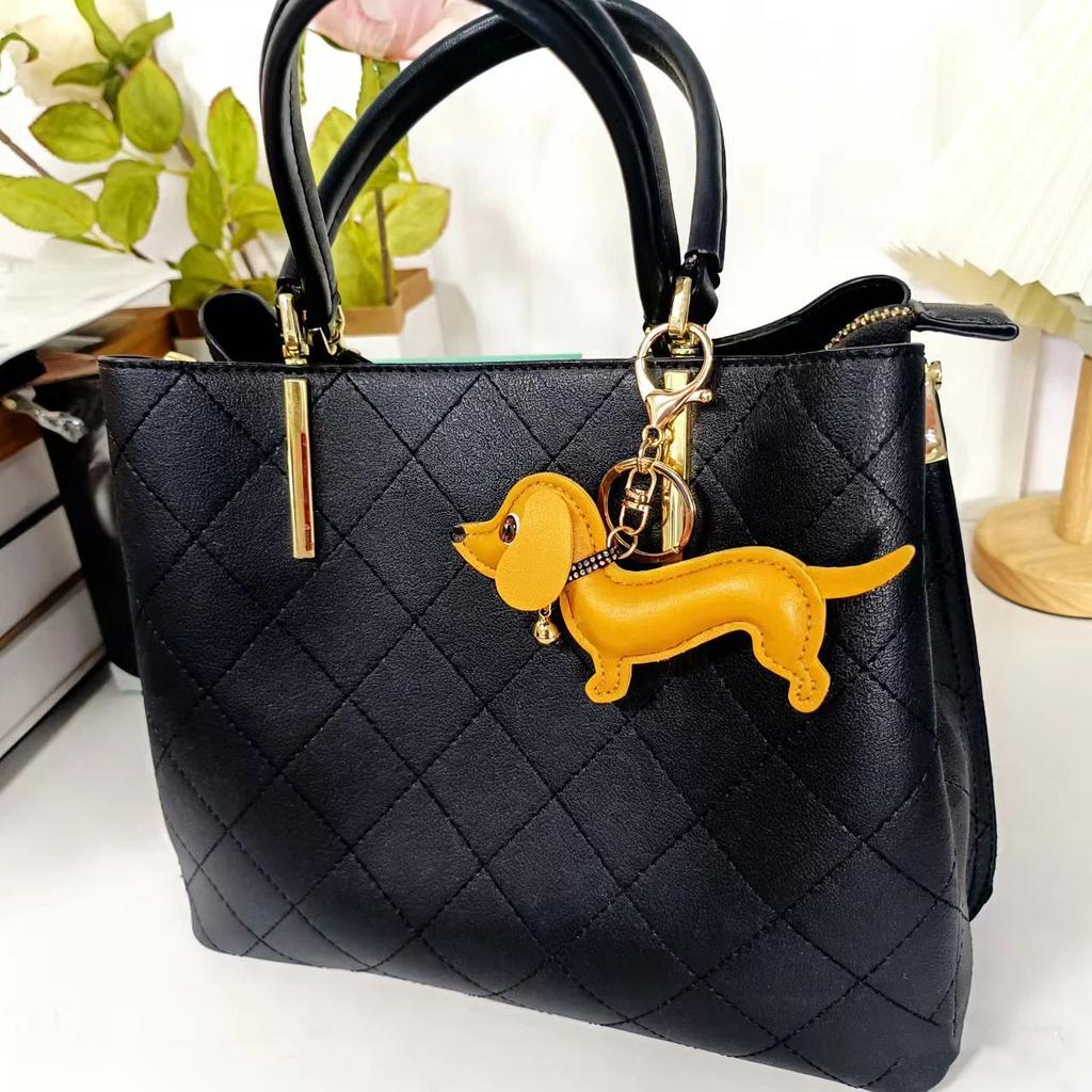 Dachshund Dog Keychain Fashion Pu Leather Dog Keychains For Women Bag Pendant Jewelry