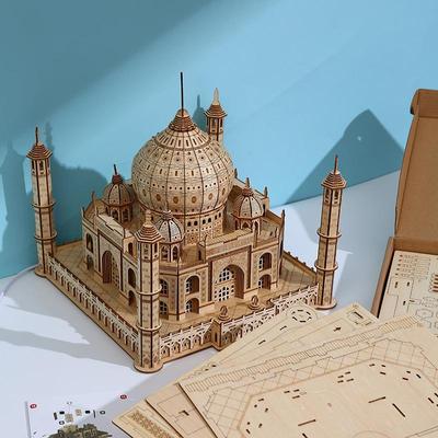 3D Light-Up Castle Puzzle: DIY Wooden Toy & Educational Ornament for Kids