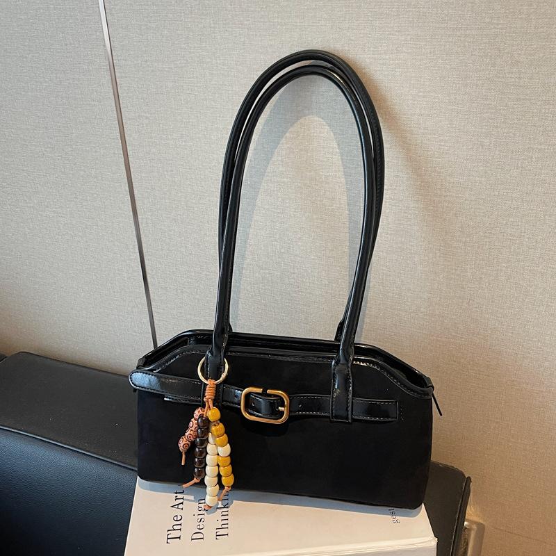 Autumn and winter popular niche suede bag 2025 new messenger bag commuter versatile women's shoulder armpit bag