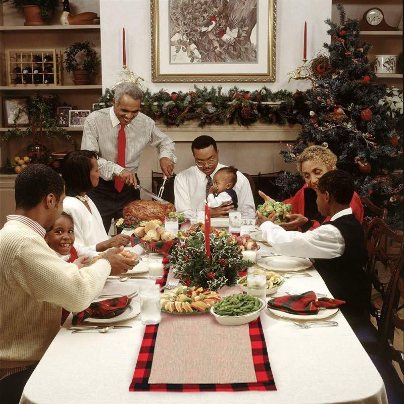 Double-Sided Chequered Linen Table Runner for Christmas Dinner Decorations