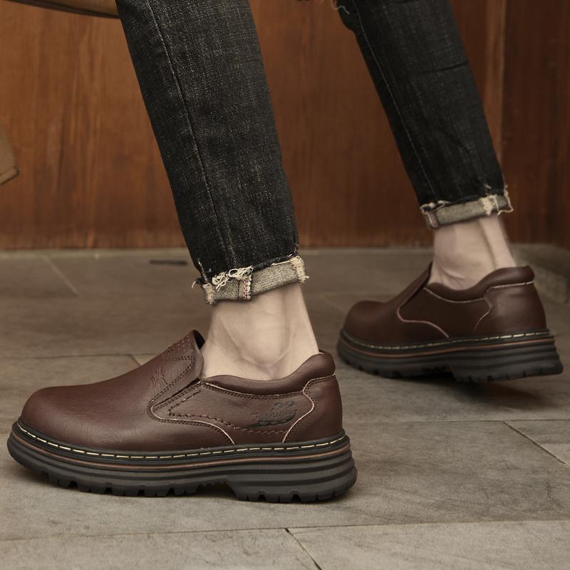 Fashion Men Casual Shoes Outdoor Brand Genuine Leather Mens Loafers Moccasins Breathable Slip On Black Walking Shoes Men New Men's Shoes