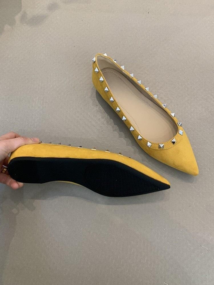 

Чувство дизайна, нишевый темперамент, заклепки, женские туфли-бини, остроносые туфли-лодочки, женские весенне-летние мягкие на плоской подошве с внутренней высотой 40 жёлтый