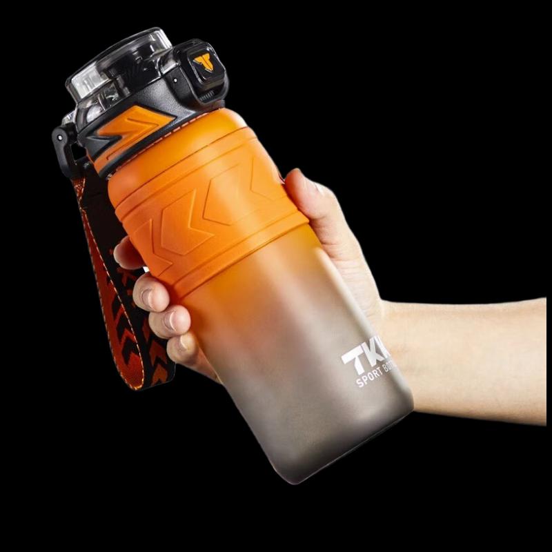Спортивная бутылка для воды TKK Tritan
