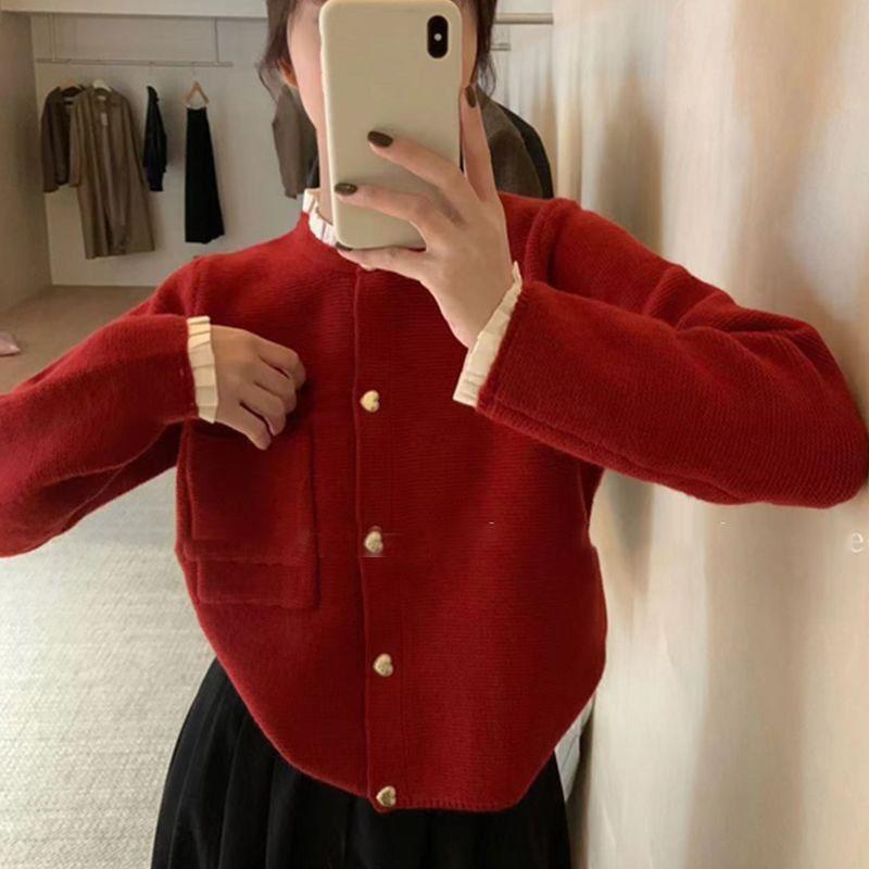 

Новый вязаный кардиган с кружевом «грибок» с пуговицами в виде французского сердца и верхом из жакета one size красный