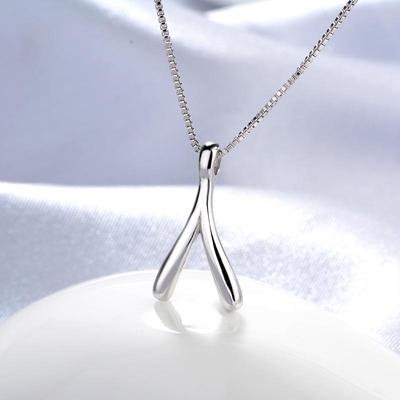 Influencer-Inspired Herringbone Wishbone Pendant Necklace - Simple Fashion for Women