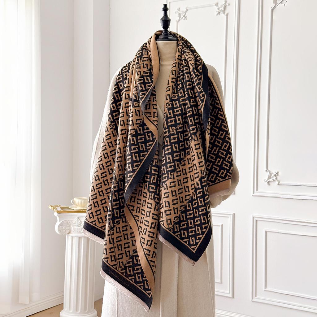 New Women's Letter Print Warm Shawl Simple Thick Imitation Cashmere Scarf with Jacquard Ideal for Autumn and Winter