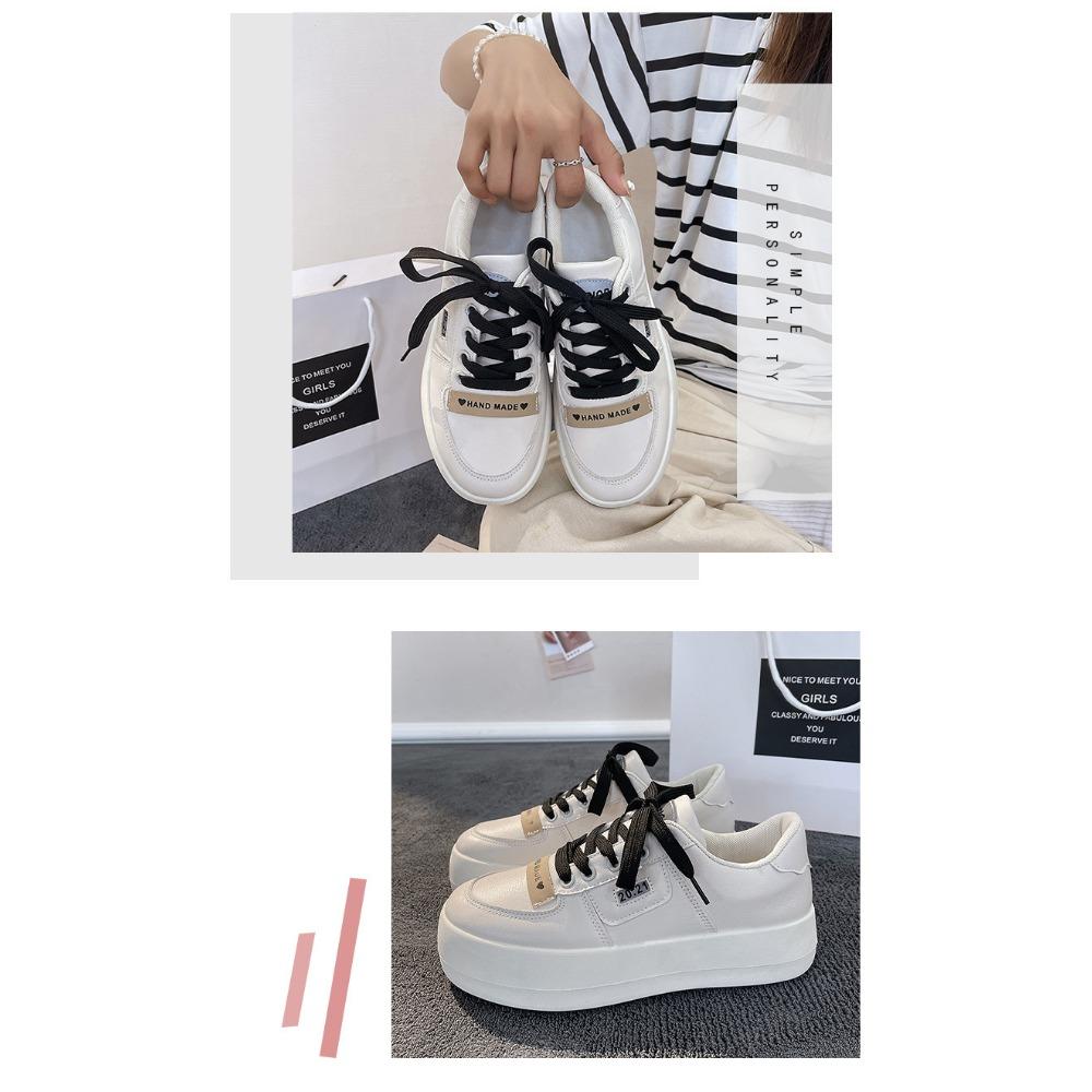 Fritidssko med flate hæler og tykke såler for kvinner