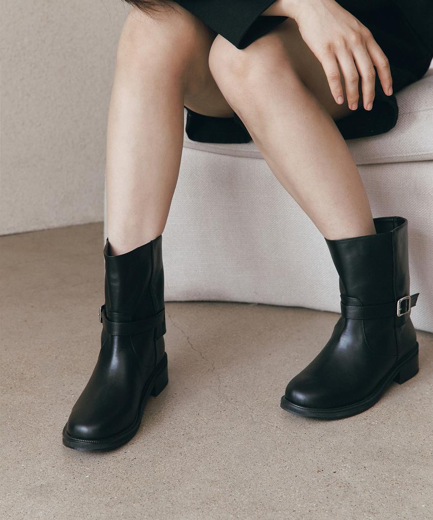 Aprilfor 311C Comfy Buckle Shorts Boots