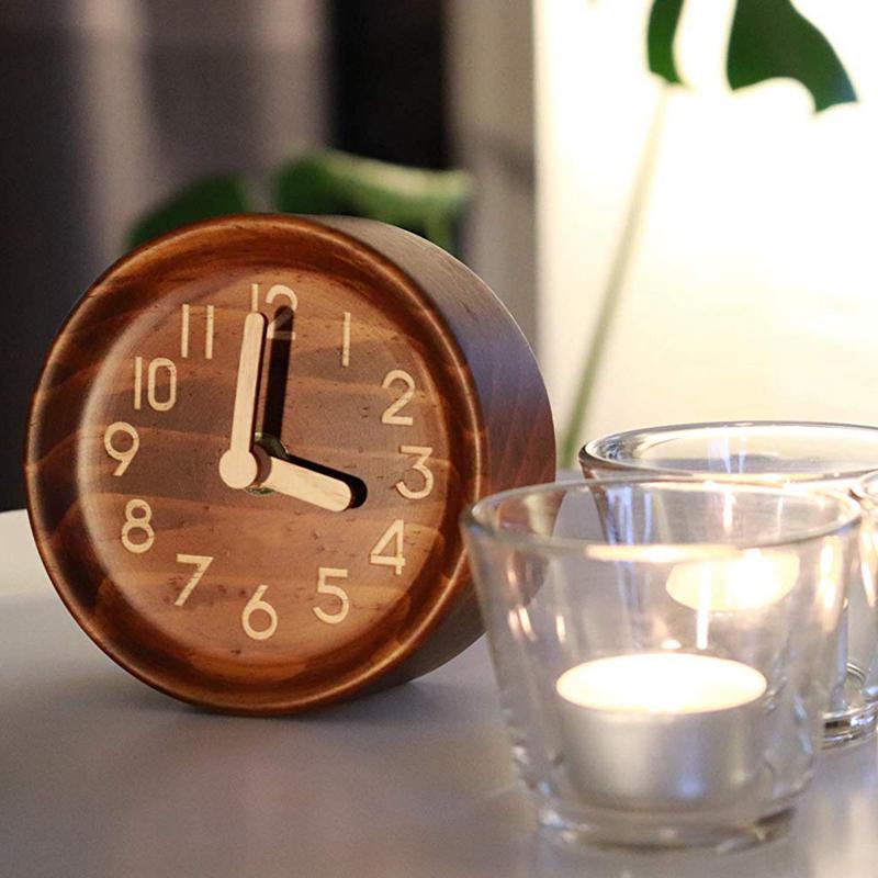 Analoge Schreibtisch- & Tischuhr aus echtem Kiefernholz(Dunkel)-Batteriebetrieben mit präzisem, geräuschlosem Mechanismus