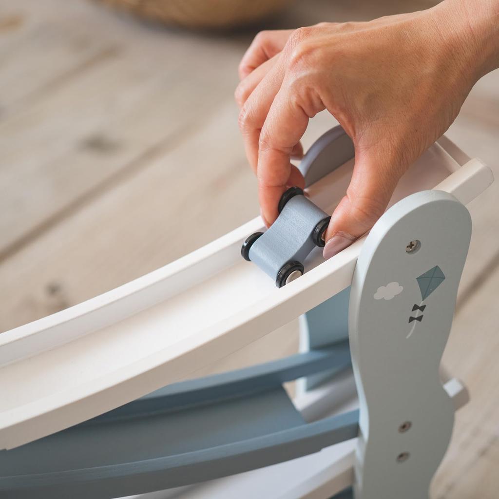 Edute Slope Toy: Cars slide down a slope, fostering concentration and predictive skills. LabelLabel Car Slider Wooden Car Toy for 1-2 year olds, Birth